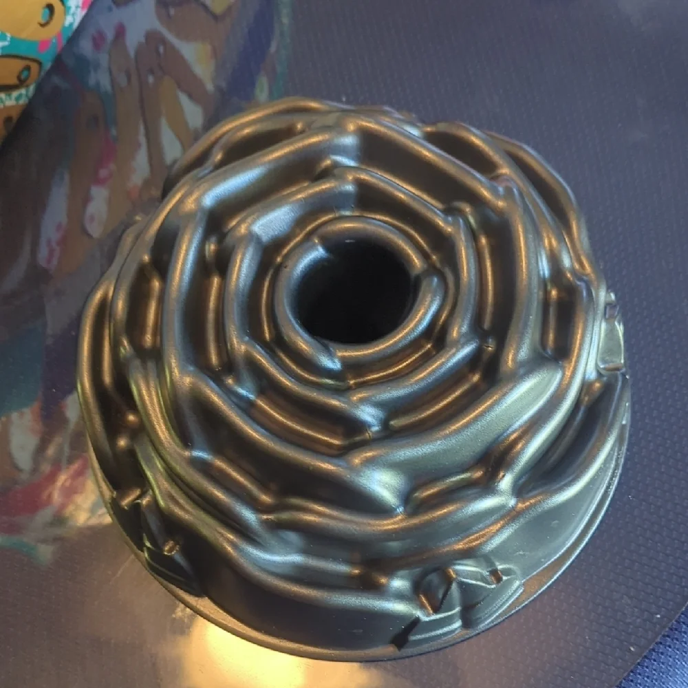 Nordic Ware Black Bundt Pan